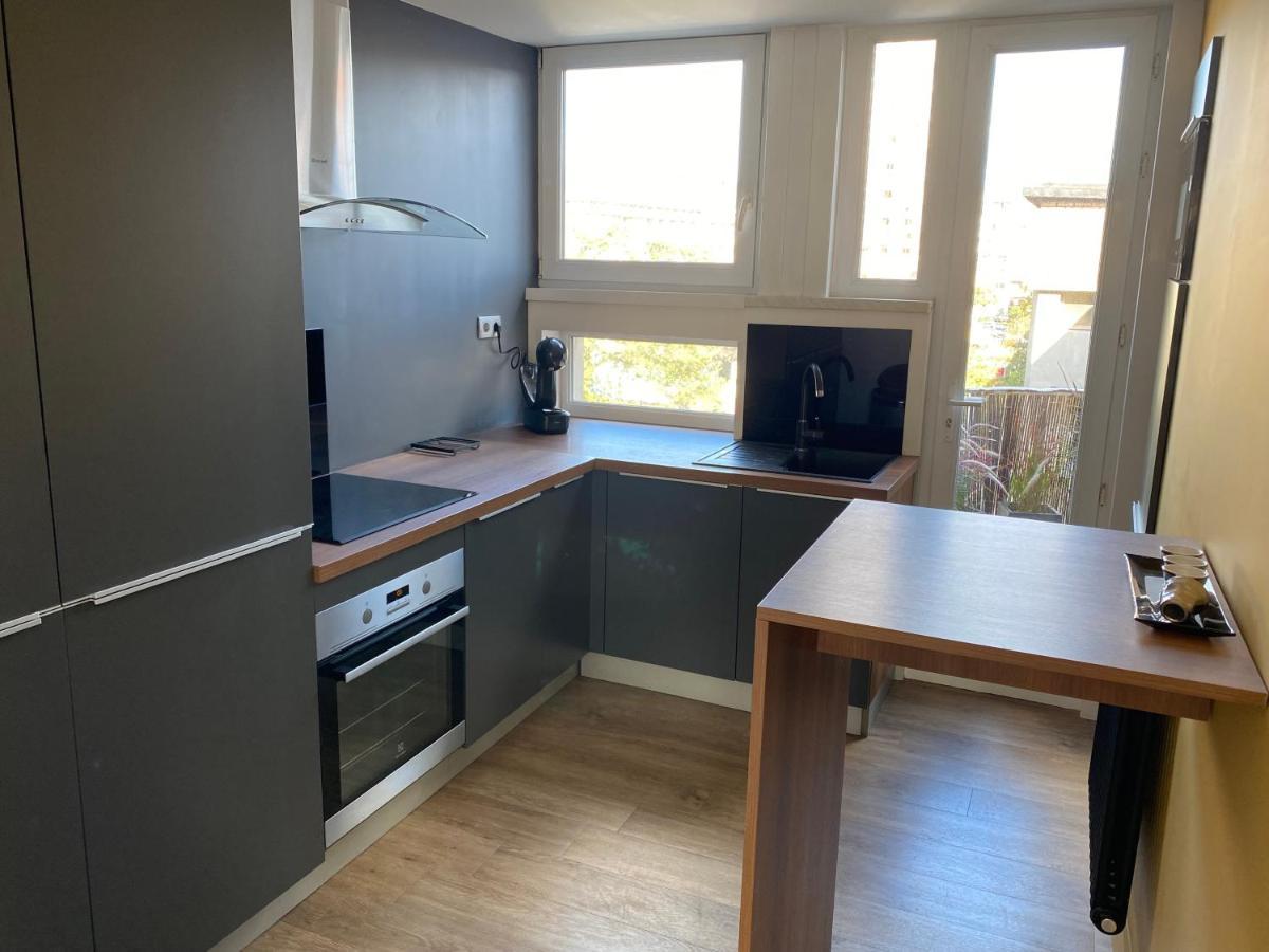 Appartement Situe En Centre Ville Super Lumineux Dunkirk Екстериор снимка