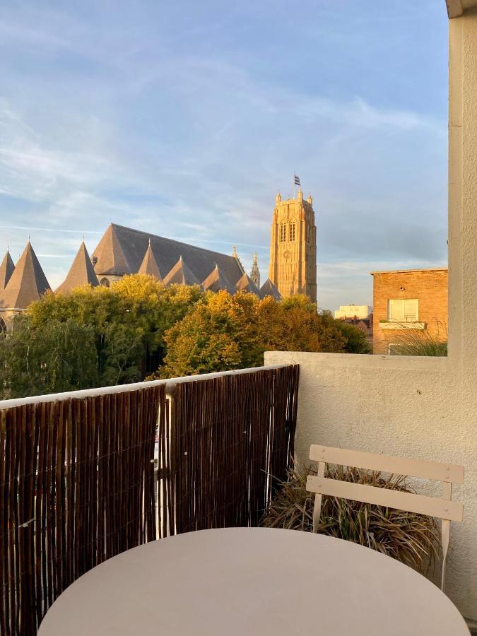 Appartement Situe En Centre Ville Super Lumineux Dunkirk Екстериор снимка